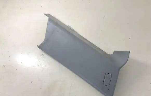 BMW 3 E90 E91 (C) pillar trim 7117475