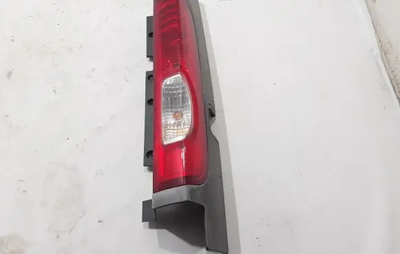 Renault Trafic II (X83) Rear/tail lights 265A60118R