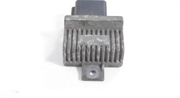 Renault Master II Glow plug pre-heat relay 7700115078