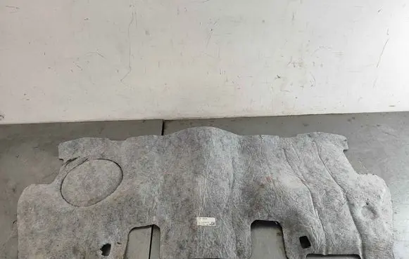 Jaguar XF X260 Rear sound insulation T2H4919