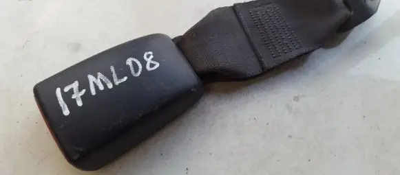 Mitsubishi Lancer X Rear seatbelt buckle E034501