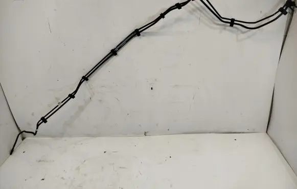 Audi A4 S4 B9 Fuel line pipe 8W0