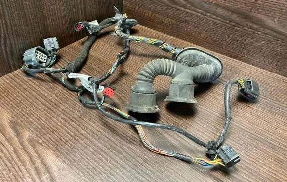 Ford Focus Front door wiring loom 98AG14A584