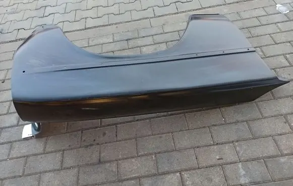 Mercedes-Benz 250 280 C CE W114 Fender