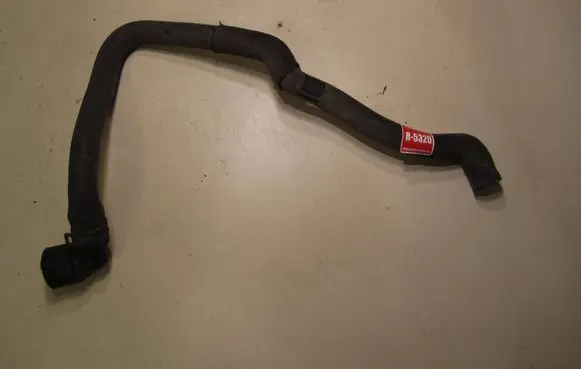 Volkswagen PASSAT B7 Engine coolant pipe/hose 3AA122157