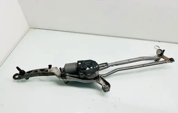 Mercedes-Benz CLS C218 X218 Front wiper linkage and motor 1397220666 1232432804