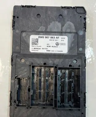 Audi A4 S4 B9 8W Comfort/convenience module 8W0907063AF
