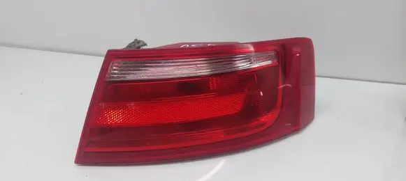 Audi A5 8T 8F Rear/tail lights 8T0945096