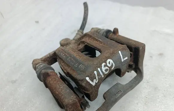 Mercedes-Benz A W169 Rear brake caliper 872A 305B