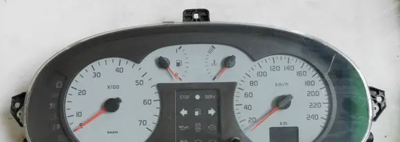 Speedometer (instrument cluster)