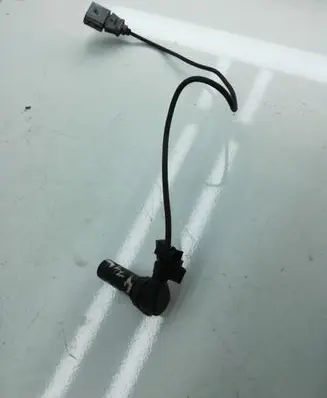 Volkswagen Golf IV Crankshaft position sensor ABE038907319D