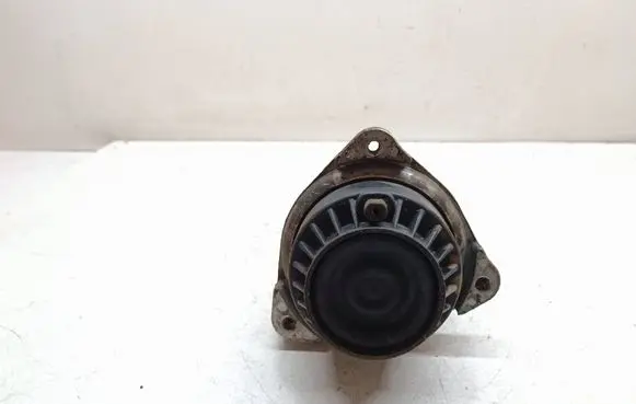 BMW 5 F10 F11 Engine mount bracket