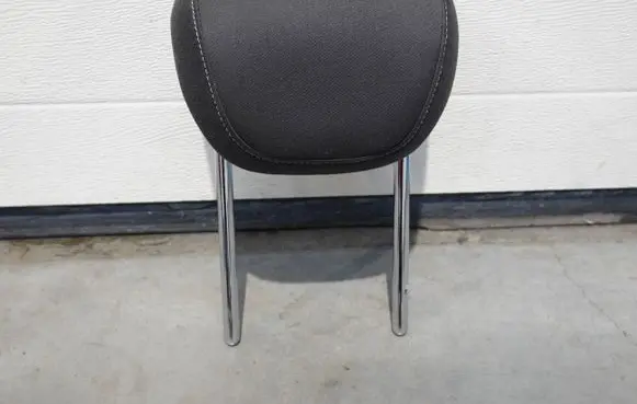 Audi A1 Rear seat headrest 