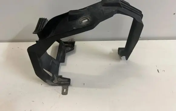 Citroen C4 Cactus Other engine bay part 9809530280