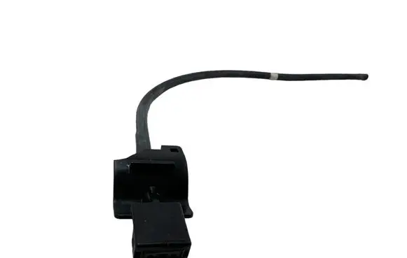 Toyota RAV 4 (XA40) Windshield washer spray nozzle 