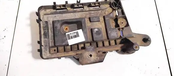 Battery box tray