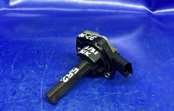 Audi A6 S6 C6 4F Oil level sensor 6PR00807905 06E907660