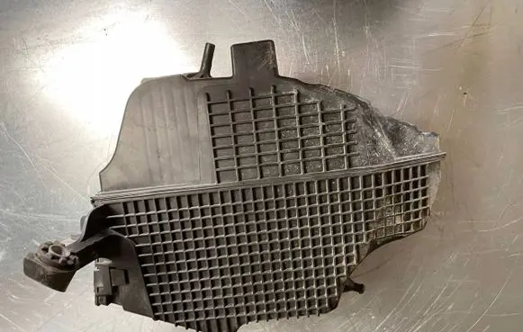 Dacia Dokker Air filter box 165001258R