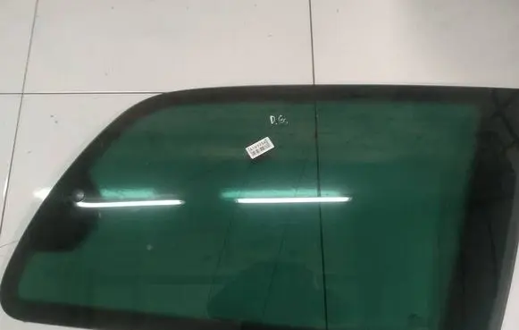 Volkswagen Sharan Rear side window AS3