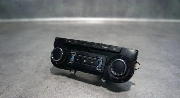 Skoda Yeti (5L) Climate control unit 3T0907044CD