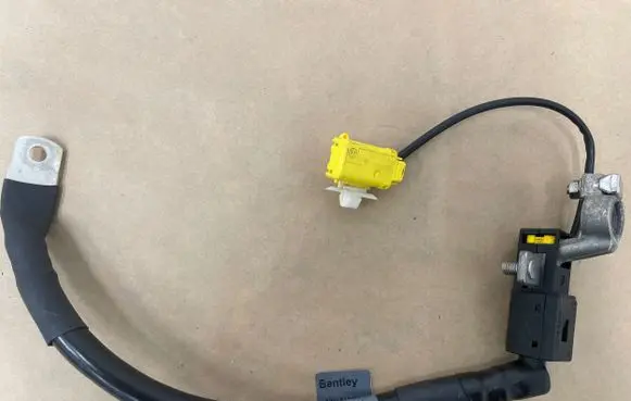 Bentley Continental Positive cable (battery) 3W5971228