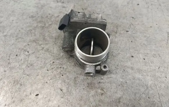 Audi A6 S6 C6 4F Throttle body valve 