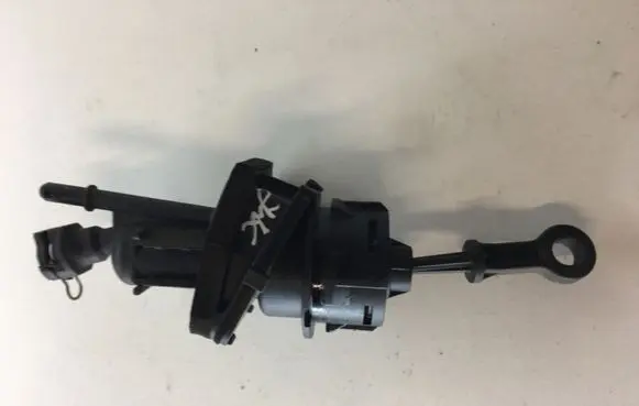 Ford S-MAX Clutch master cylinder KG196053