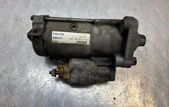 Volvo V60 Starter motor 30659576