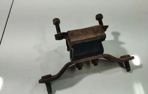 Ford Transit Engine mount bracket 