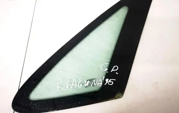 Renault Laguna I Rear side window