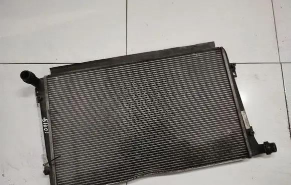 Skoda Superb B6 (3T) Coolant radiator 1K0121251AK