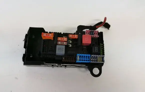 Mercedes-Benz E W213 Fuse module