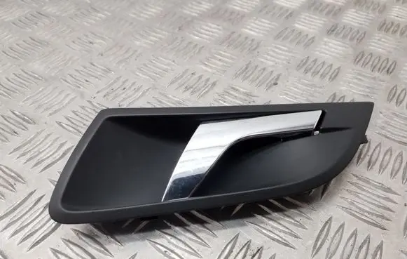 Skoda Superb B6 (3T) Rear door interior handle trim 3T0839247