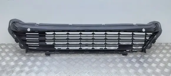 Opel Combo E Front bumper lower grill 9818196480 9818196780