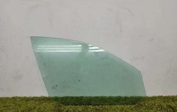 Mercedes-Benz C W204 Front door window/glass (coupe) 1234