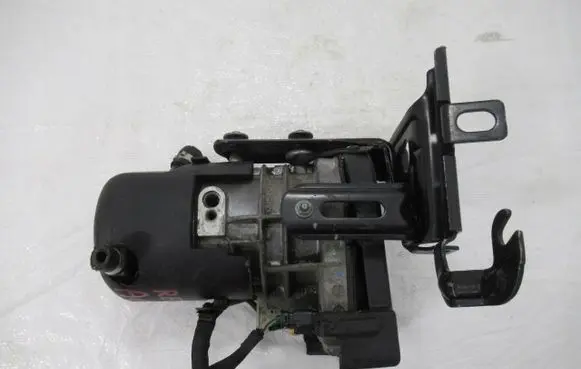 Citroen C5 Power steering pump 9673173780