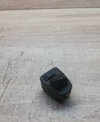 BMW 3 E46 Wing mirror switch 8373692