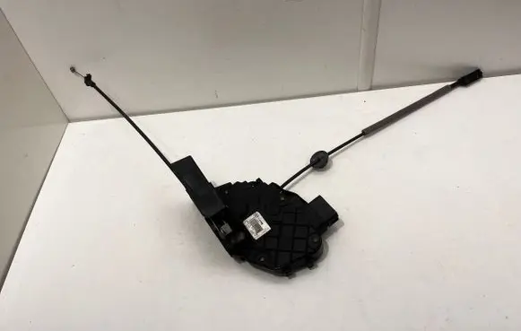Volvo S80 Front door lock 31253666 986895104 A048317