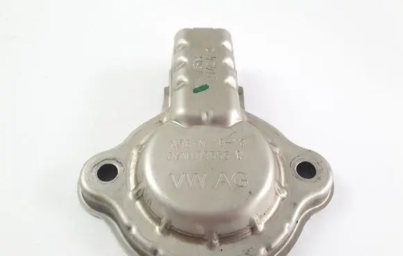 Porsche Panamera (971) Timing chain cover 06M103555C