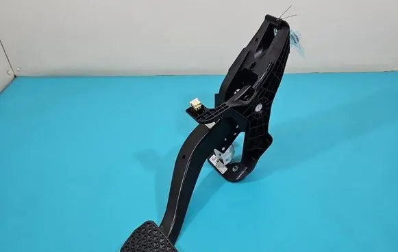 BMW 3 G20 G21 Pedal assembly 687311406 IMPRK1494656