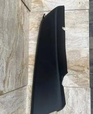 Volvo C40 (C) pillar trim 31469190 A073166