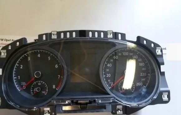Volkswagen Golf VII Speedometer (instrument cluster) 5G0920861B