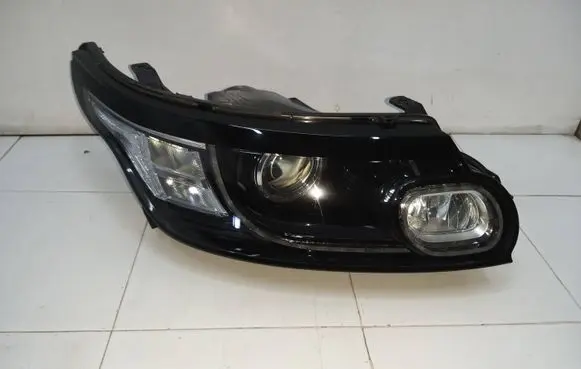 Land Rover Range Rover Sport L494 Headlight/headlamp FK6M-13W029-HA