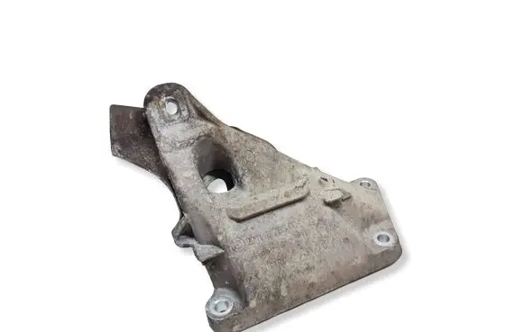 BMW 3 E90 E91 Engine mounting bracket 6765004 22116765004