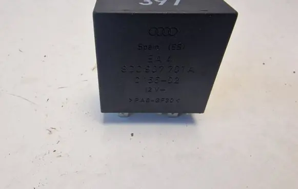 Audi A8 S8 D2 4D Other relay 8D0907701A