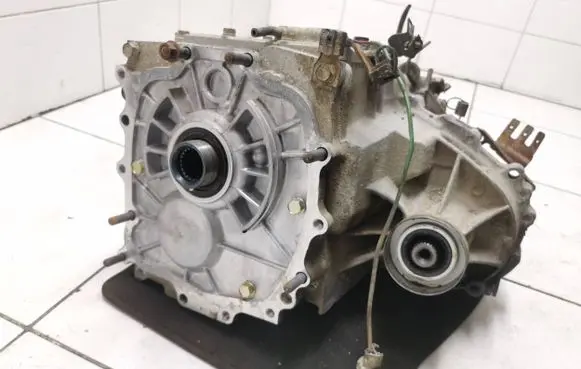 Mitsubishi Pajero Gearbox transfer box case 0511000010 02723
