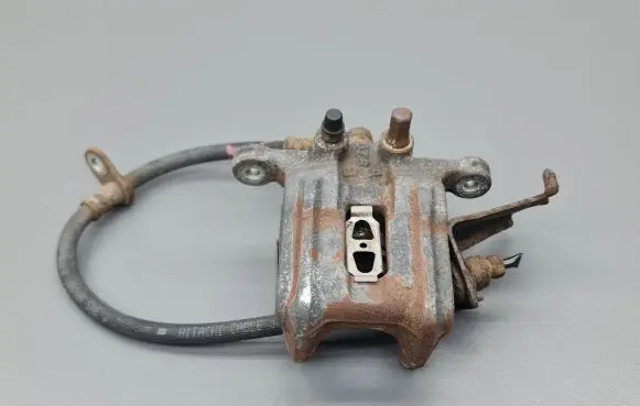 Rear brake caliper