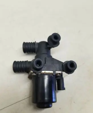BMW 5 E60 E61 Coolant heater control valve 6920226