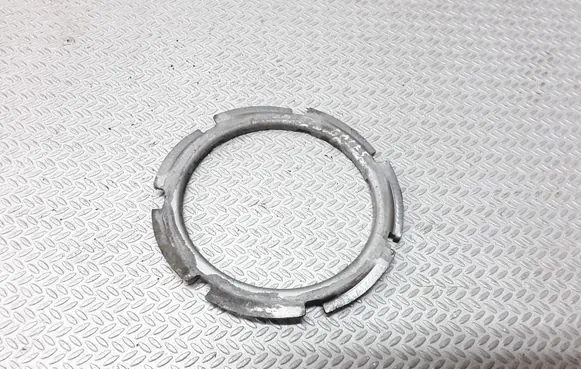 Volkswagen Golf V In tank fuel pump screw locking ring/nut 