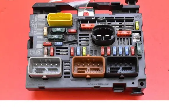 Fuse box set